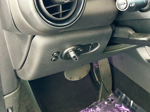 Used 2019 MINI Cooper S w/ Premium Package FWD image 10