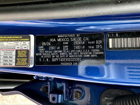 Used 2025 Kia K4 LXS image 19