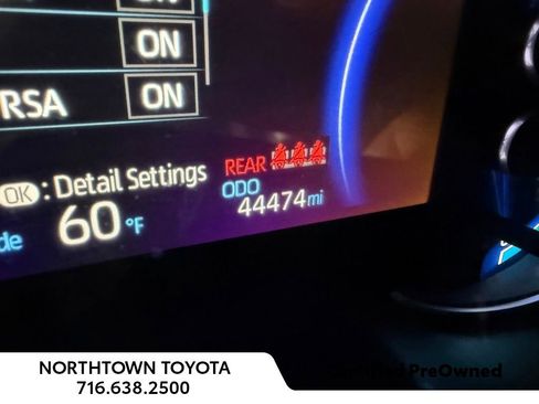 Used 2021 Toyota RAV4 SE w/ Weather & Moonroof Package AWD/4WD image 20