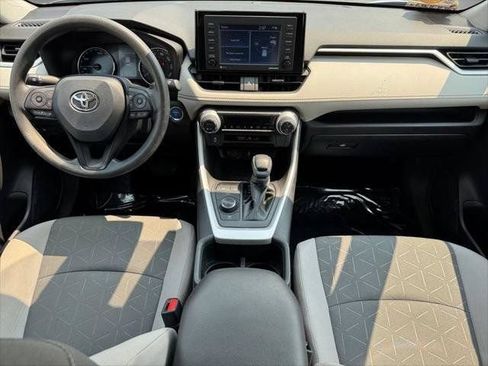 Certified 2022 Toyota RAV4 XLE w/ Carpet Mat Package (TMS) AWD/4WD image 72