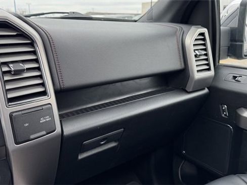 Used 2019 Ford F150 Platinum w/ Equipment Group 701A Luxury image 26