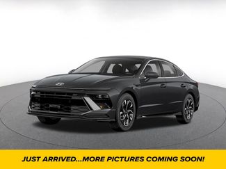Used 2025 Hyundai Sonata SEL FWD video 1