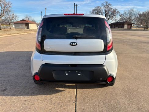 Used 2015 Kia Soul image 26