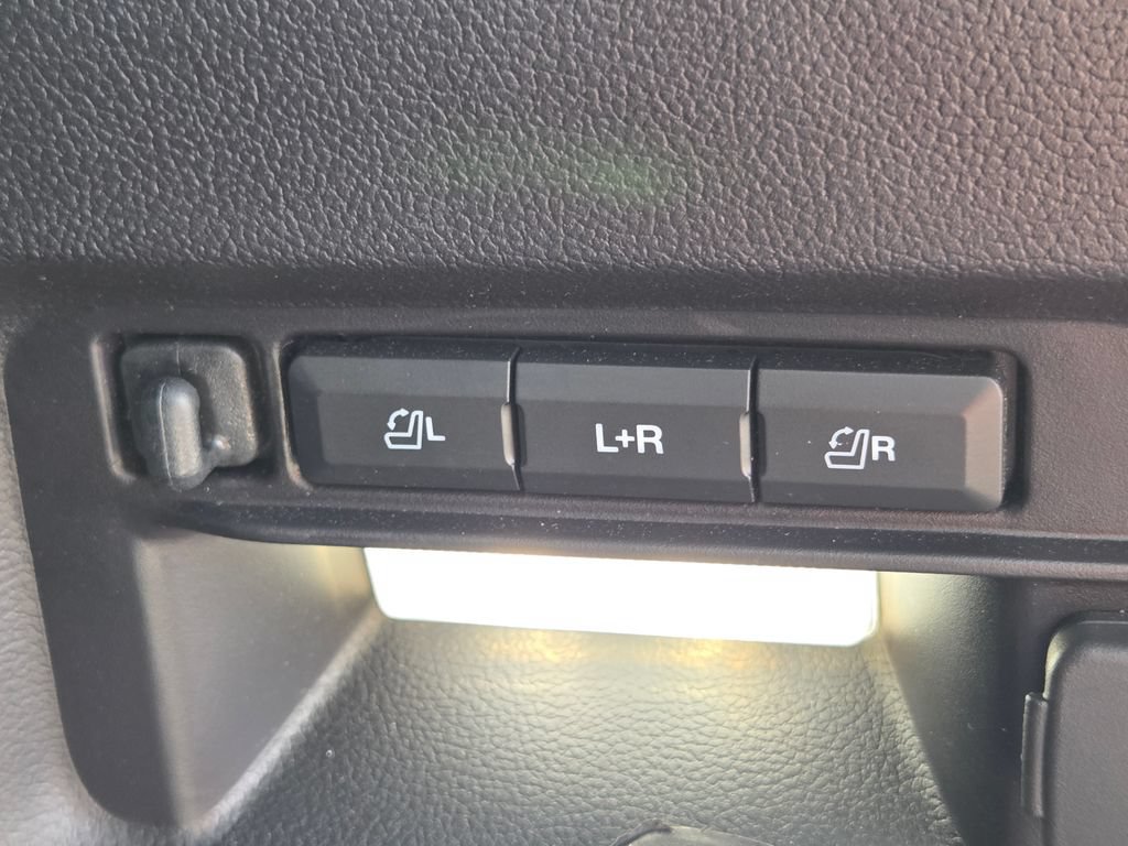 Used 2021 Ford Explorer ST w/ Equipment Group 401A AWD/4WD image 31