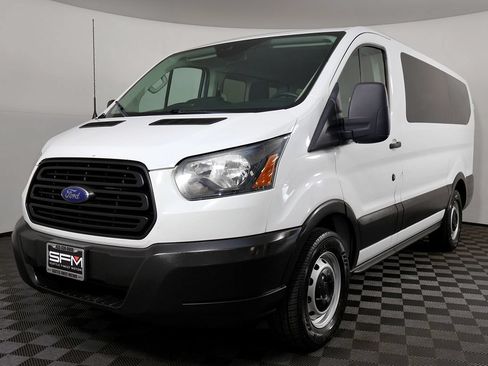 Used 2019 Ford Transit 150 XL RWD image 3