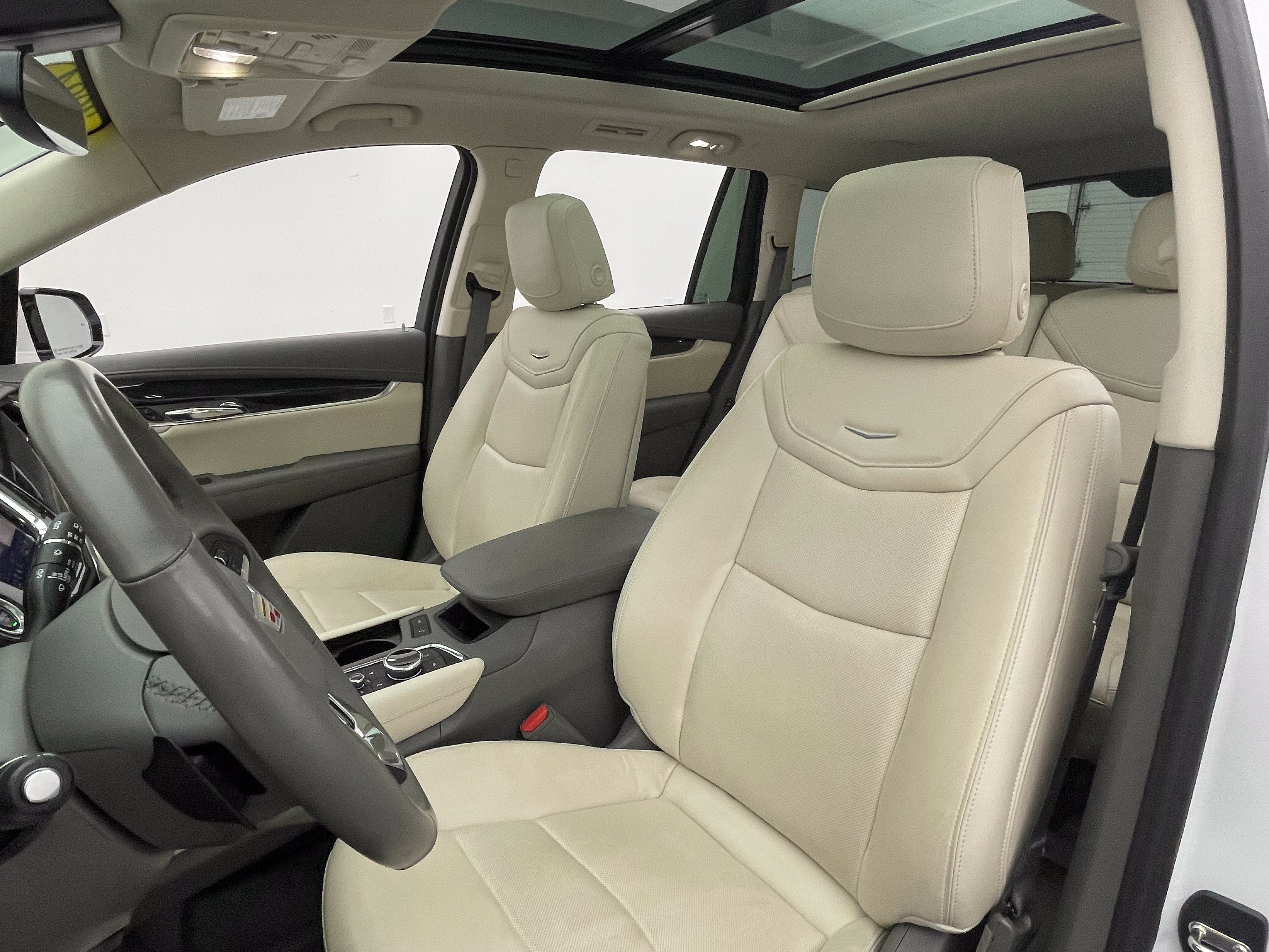 Used 2024 Cadillac XT6 Premium Luxury FWD image 21