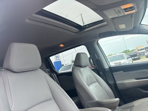 Used 2018 Honda Odyssey EX-L image 30