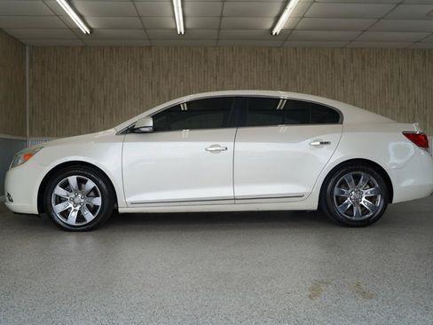 Used 2011 Buick LaCrosse CXS w/ Driver Confidence Package FWD image 5