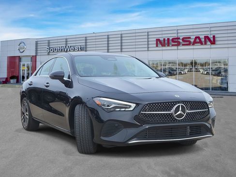 Used 2024 Mercedes-Benz CLA 250 4MATIC image 5