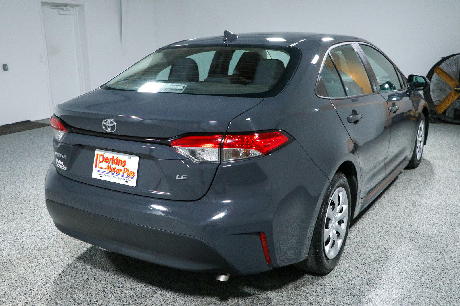 Used 2024 Toyota Corolla LE FWD image 7