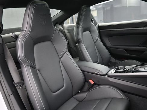Certified 2025 Porsche 911 Carrera S RWD image 29