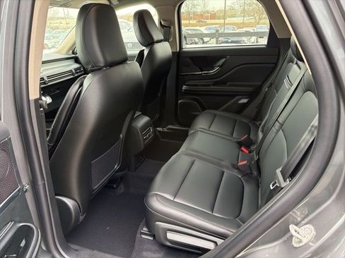 New 2026 Lincoln Corsair Premiere image 7