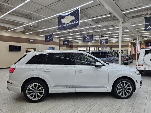 Used 2017 Audi Q7 3.0T Premium Plus image 5