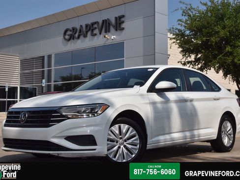 Used 2019 Volkswagen Jetta S image 1