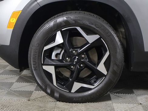 Used 2025 Kia Seltos S AWD/4WD image 21