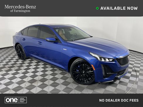 Used 2021 Cadillac CT5 V w/ Platinum Package AWD/4WD image 1