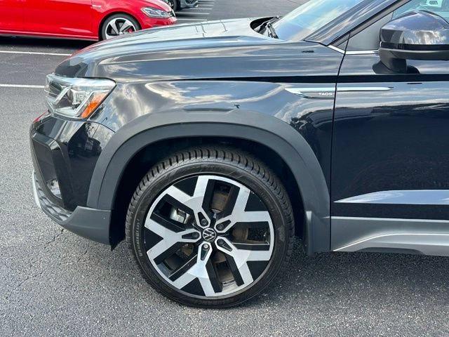 Certified 2022 Volkswagen Taos SEL AWD/4WD image 7
