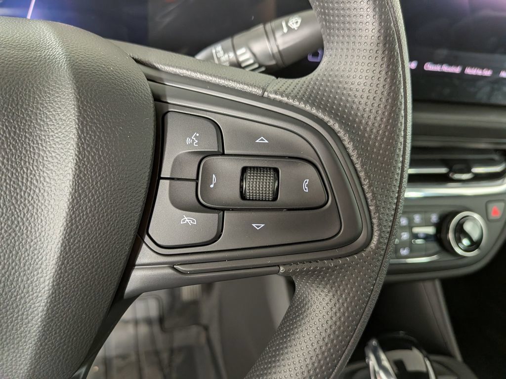 New 2026 Buick Envista Preferred FWD image 19