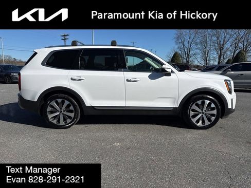 Used 2022 Kia Telluride EX w/ EX Premium Package image 8