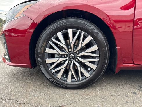 New 2025 Nissan Altima 2.5 SV w/ SV Premium Package image 26