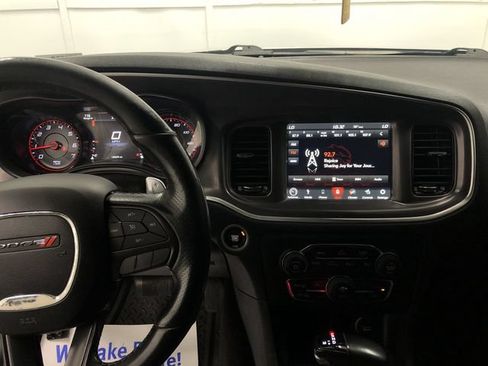 Used 2019 Dodge Charger SXT w/ Blacktop Package AWD/4WD image 19