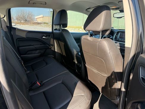 Used 2017 GMC Canyon SLT w/ Driver Alert Package image 13