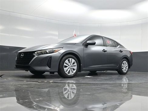 Used 2025 Nissan Sentra S image 51