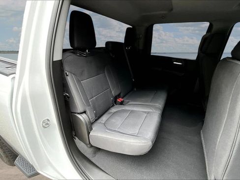 Used 2023 Chevrolet Silverado 2500 Custom w/ Custom Value Package AWD/4WD image 28