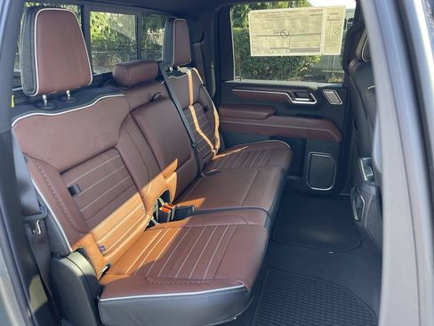 New 2026 GMC Sierra 3500 Denali Ultimate AWD/4WD image 28