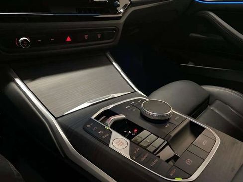 Used 2025 BMW 430i Convertible w/ Premium Package RWD image 69