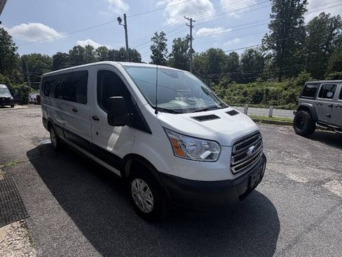 Used 2019 Ford Transit 350 XLT RWD image 4