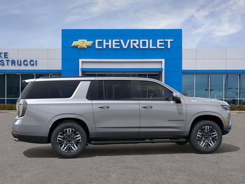 New 2026 Chevrolet Suburban Z71 AWD/4WD image 5