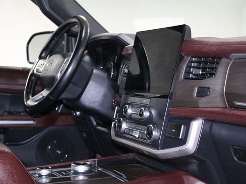 Used 2022 Ford Expedition Max Limited image 30