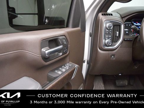 Used 2022 GMC Sierra 2500 Denali w/ Denali Ultimate Package AWD/4WD image 27