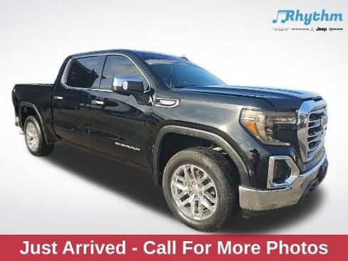 Used 2019 GMC Sierra 1500 SLT RWD image 1