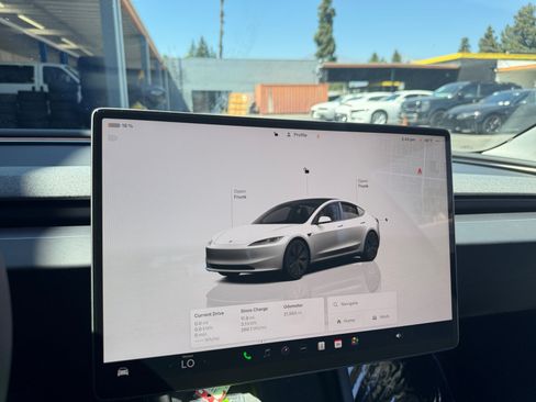 Used 2024 Tesla Model 3 Long Range RWD image 23