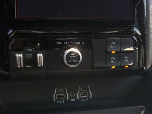 Used 2026 RAM 1500 Big Horn AWD/4WD image 32