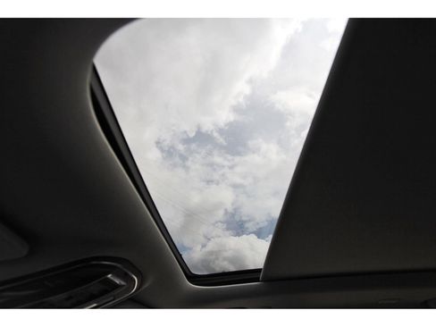 Used 2022 Jeep Grand Cherokee L Limited w/ Luxury Tech Group II image 26