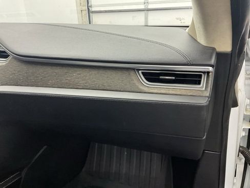 Used 2014 Tesla Model S image 11