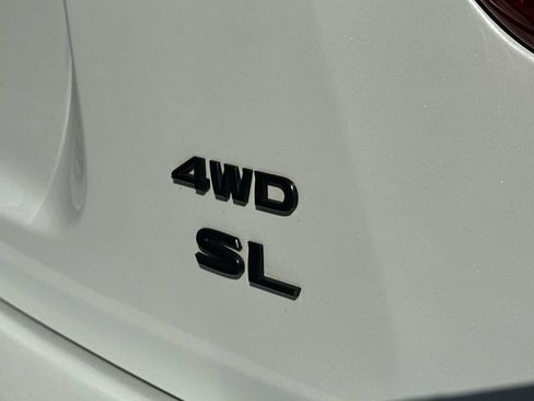 Used 2020 Nissan Pathfinder SL AWD/4WD image 10