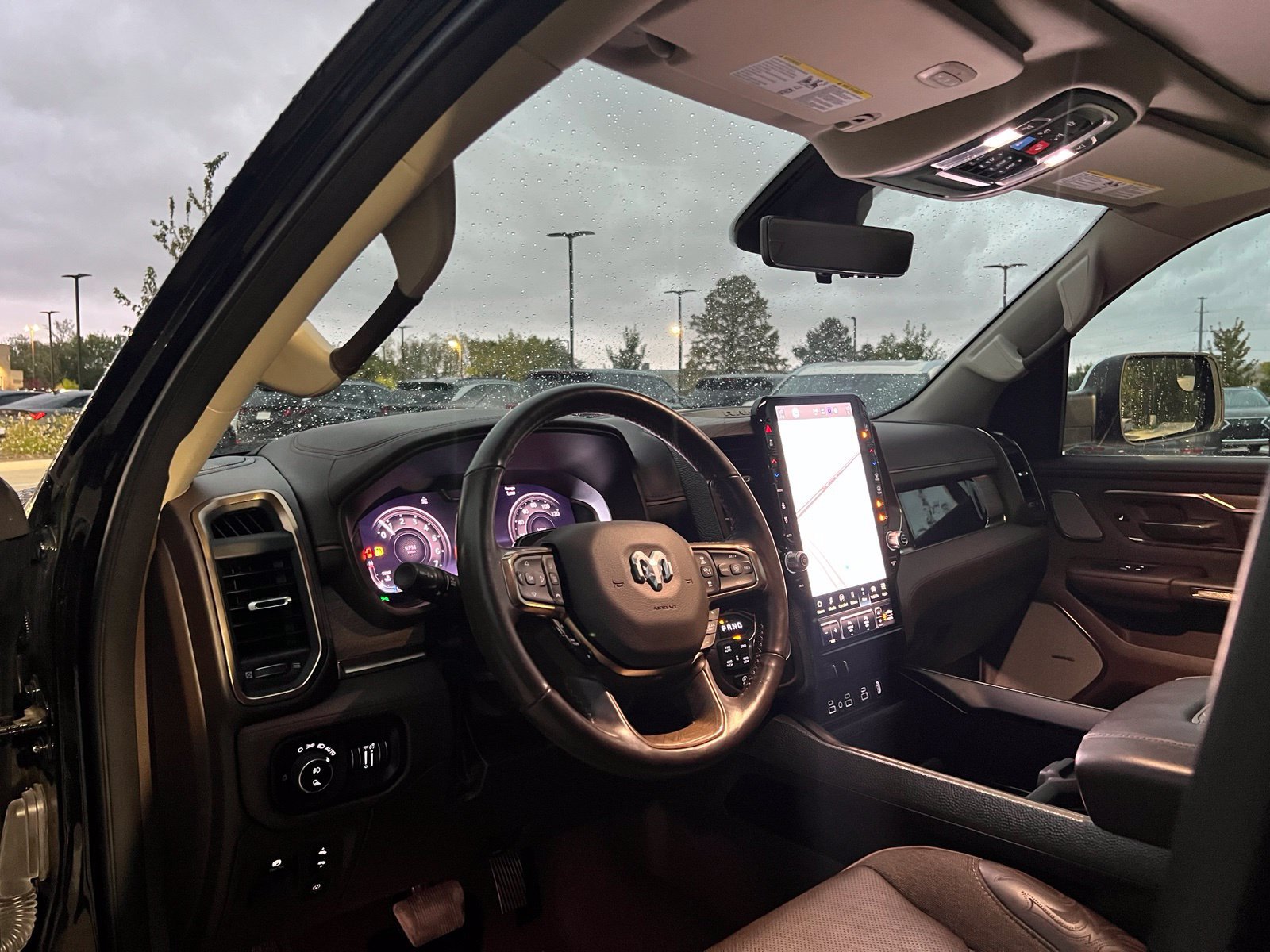 Used 2025 RAM 1500 Limited AWD/4WD image 22
