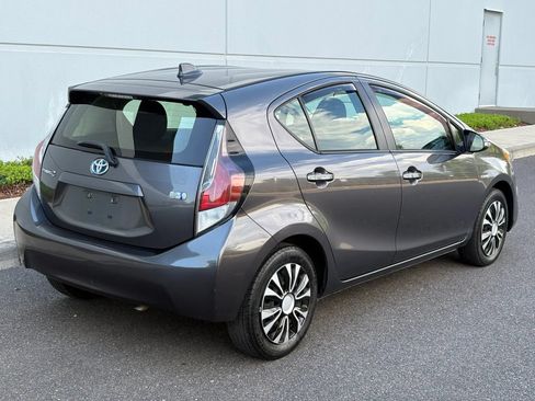 Used 2016 Toyota Prius C Two FWD image 5