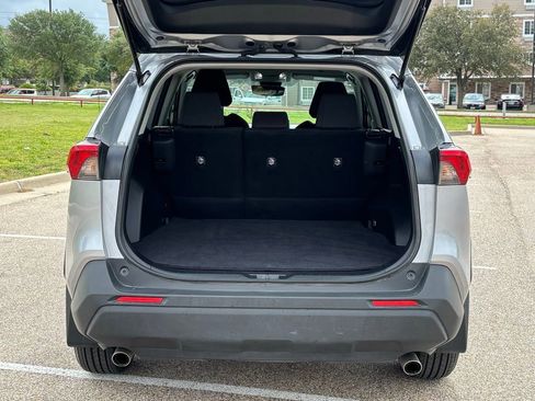 Used 2024 Toyota RAV4 LE AWD/4WD image 7