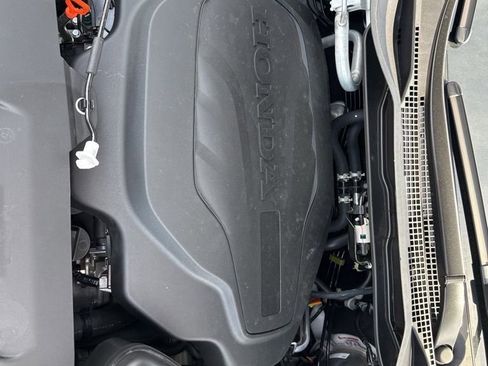 Used 2025 Honda Odyssey Sport-L image 38