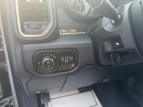 Used 2019 RAM 2500 Limited image 17