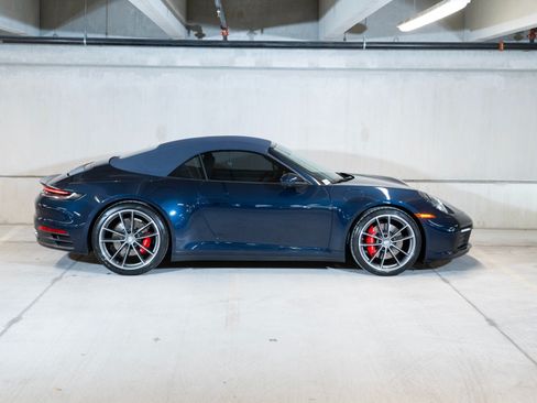 Certified 2021 Porsche 911 Carrera 4S AWD/4WD image 8