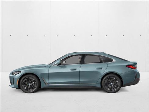 New 2026 BMW i4 eDrive40 RWD image 3