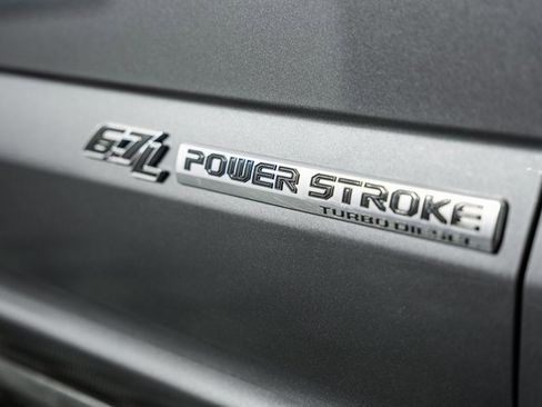 Used 2022 Ford F350 Platinum w/ Tremor Off-Road Package image 17