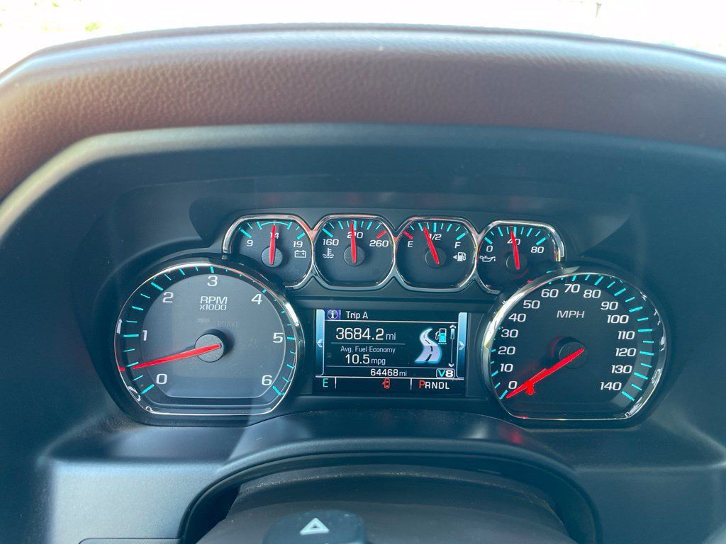 Used 2018 Chevrolet Silverado 1500 High Country AWD/4WD image 24
