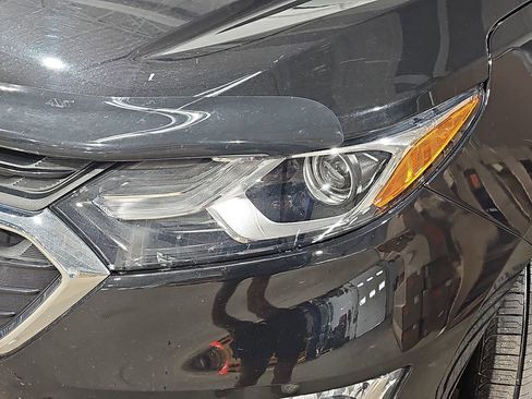 Used 2020 Chevrolet Equinox LT image 36